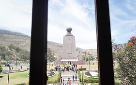 Boutique Mitad Del Mundo Quito 4*